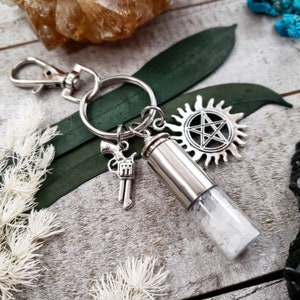 Supernatural keychain - supernatural anti possession sigil - cosplay keychain - supernatural charms - supernatural charm key ring