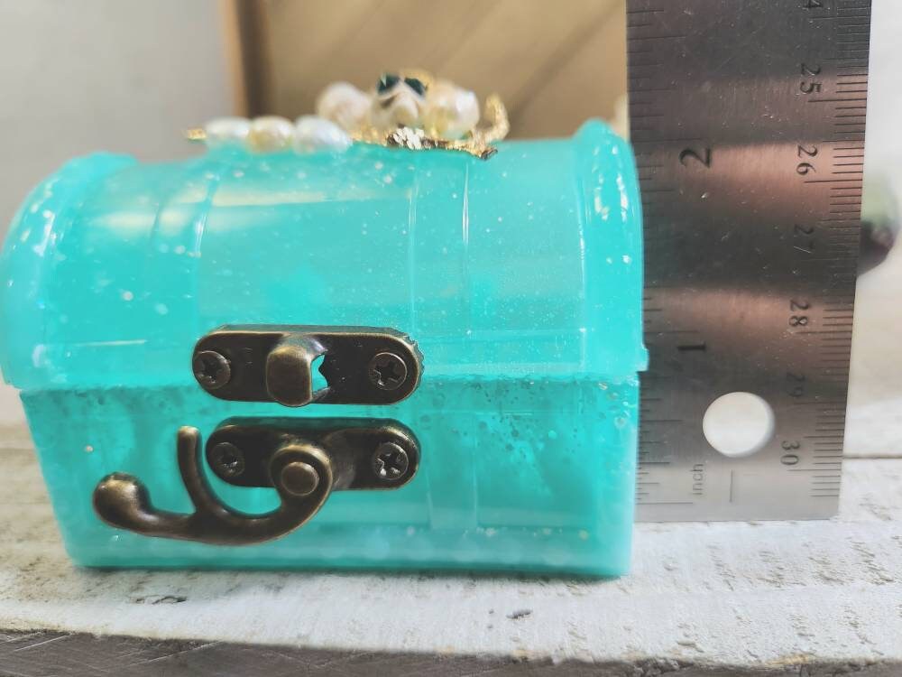 Trinket Box - Treasure Chest Box - Resin Shelf Decor - Treasure