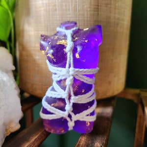 Shibari Goddess statue - Bondage home decor - kink statue decor - female form mini bust - rope bondage art - resin shibari statue