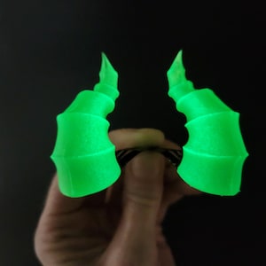 Horn hairclips - monster horn hair clips - ram horns - cosplay horns - monster hairclips - Halloween costume - Halloween accessories
