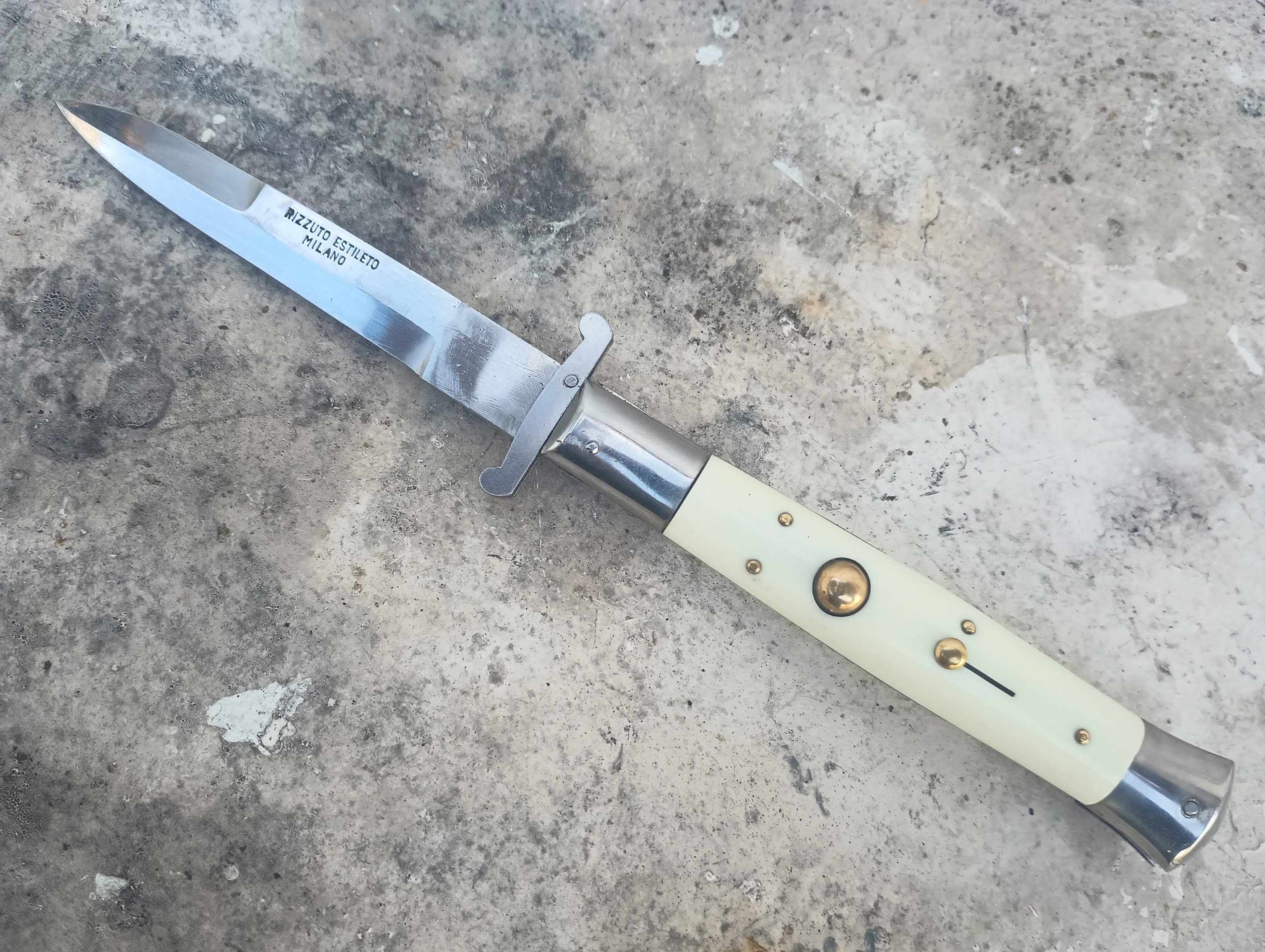Vintage ~ 1960s Rizzuto Estileto Milano Ivory Handle Italian