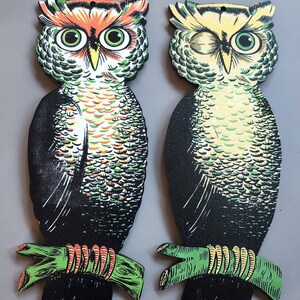 2 Vintage style Owls Halloween Decoration-MDF wood