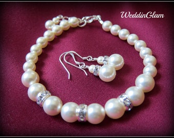 Bridal Pearl Bracelet and Earrings Set for Bride or Bridesmaids - Bridal Bracelet Set in White or Ivory Pearls - Wedding Jewelry