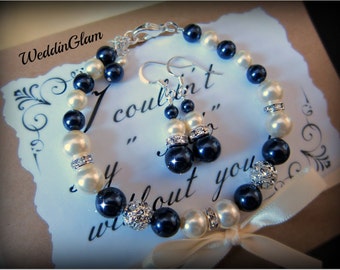 Bridesmaid Navy blue jewelry, Navy blue and ivory pearl bracelet and earrings set, Navy blue wedding theme, Mother of the bride gift