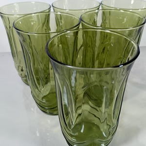 Set of 6 Vintage Anchor Hocking Colonial Tulip  Avodaco green tumblers. 5 1/4 inch tall glasses molded into the shape to represent tulip blossoms.
