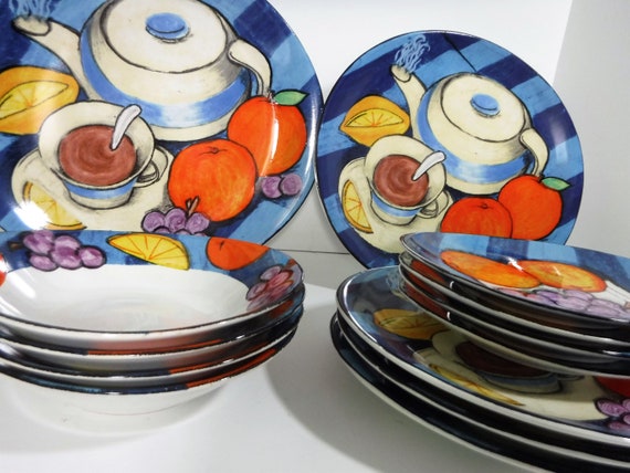 Bright top colored dinnerware