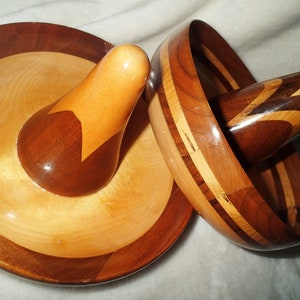 Turned wood Sombrero snack serving bowls, or bowls to keep trinkets or keys. Beautiful segmented contrasting stacked wood artfully turned into sombrero shapes and  finished in high gloss.