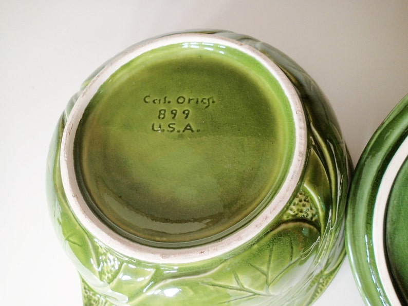 Covered casserole California Original Pottery serving bowl Tureen 899