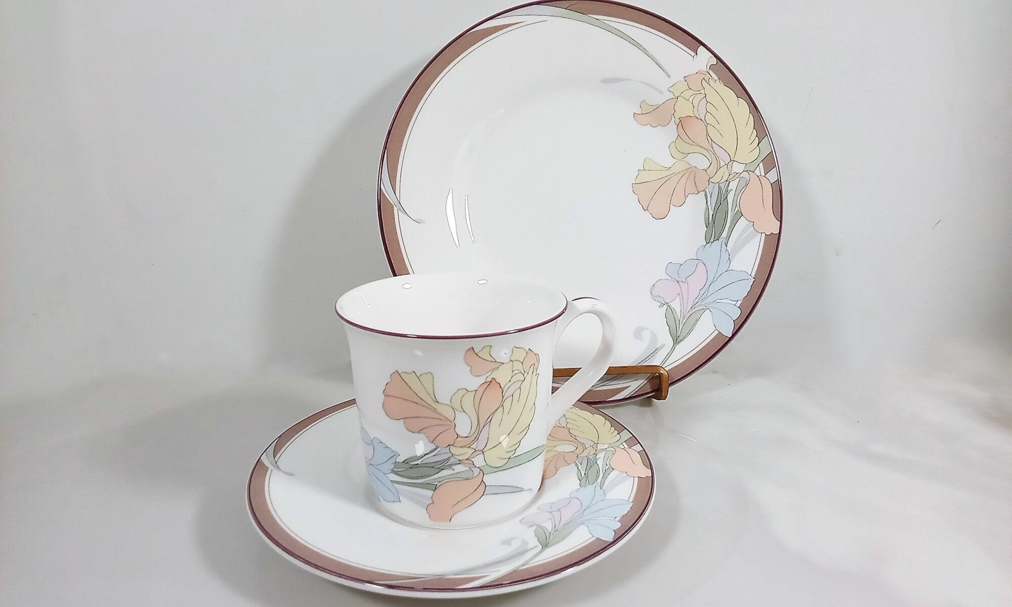 Noritake New Decade Cafe Du Jour Dinnerware: Retro Iris Floral - Etsy