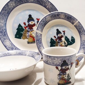 Vintage Snowman &quot;Let It Snow&quot; 4 piece place settings by Gibson. 11 available