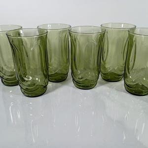 Set of 6 Vintage Anchor Hocking Colonial Tulip  Avodaco green tumblers. 5 1/4 inch tall glasses molded into the shape to represent tulip blossoms.