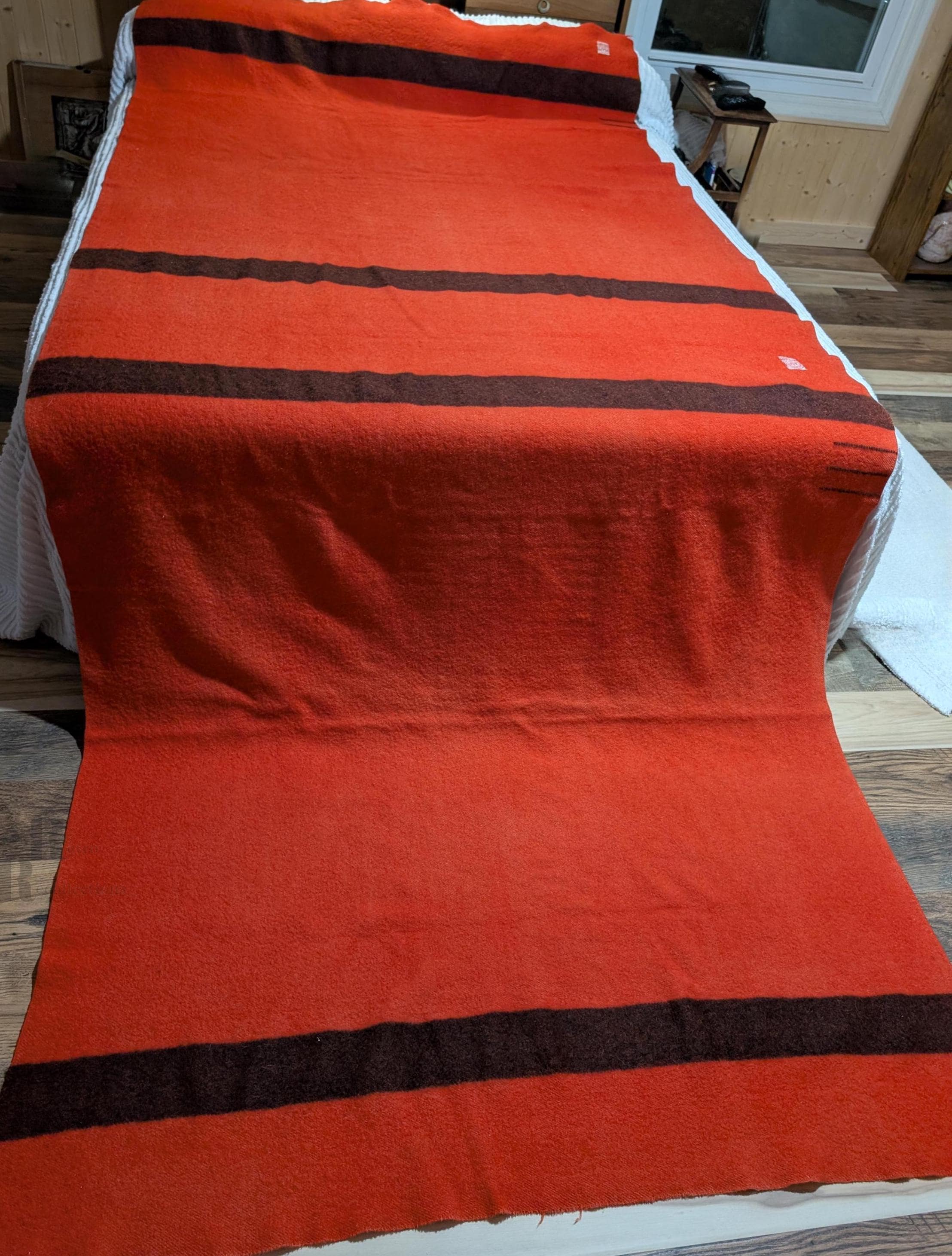Hudson Bay Point Trapper Blanket, Red Double Uncut Extra Long