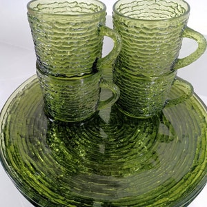 Mid Century Anchor Hocking Avocado Soreno Design Snack Luncheon Set in Original Display box. Textured Avocado green bark pressed glass luncheon snack plates and small 5 ounce tea or coffee cups.
