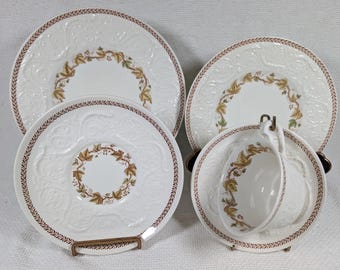 Wedgwood Golden Ivy Patrician Plates.Cups and Saucers Sets of 2 Vintage 1962‑1981