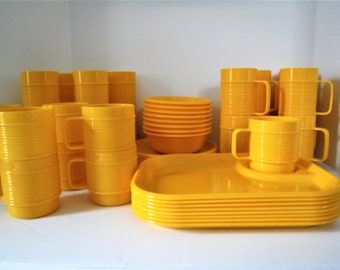 Bright Yellow Rubbermaid Ribbed Melamine Camping, RVing dinnerware. Pieces sold individually.  Mugs, Cups, Plates, Bowls, Tumblers, Trays