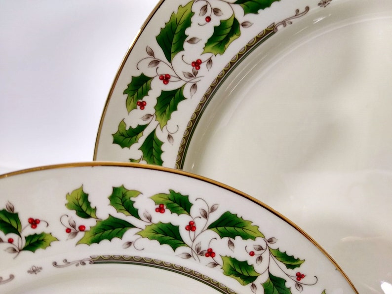 Royal Limited Holly Holidays Christmas Dinnerware Set Etsy