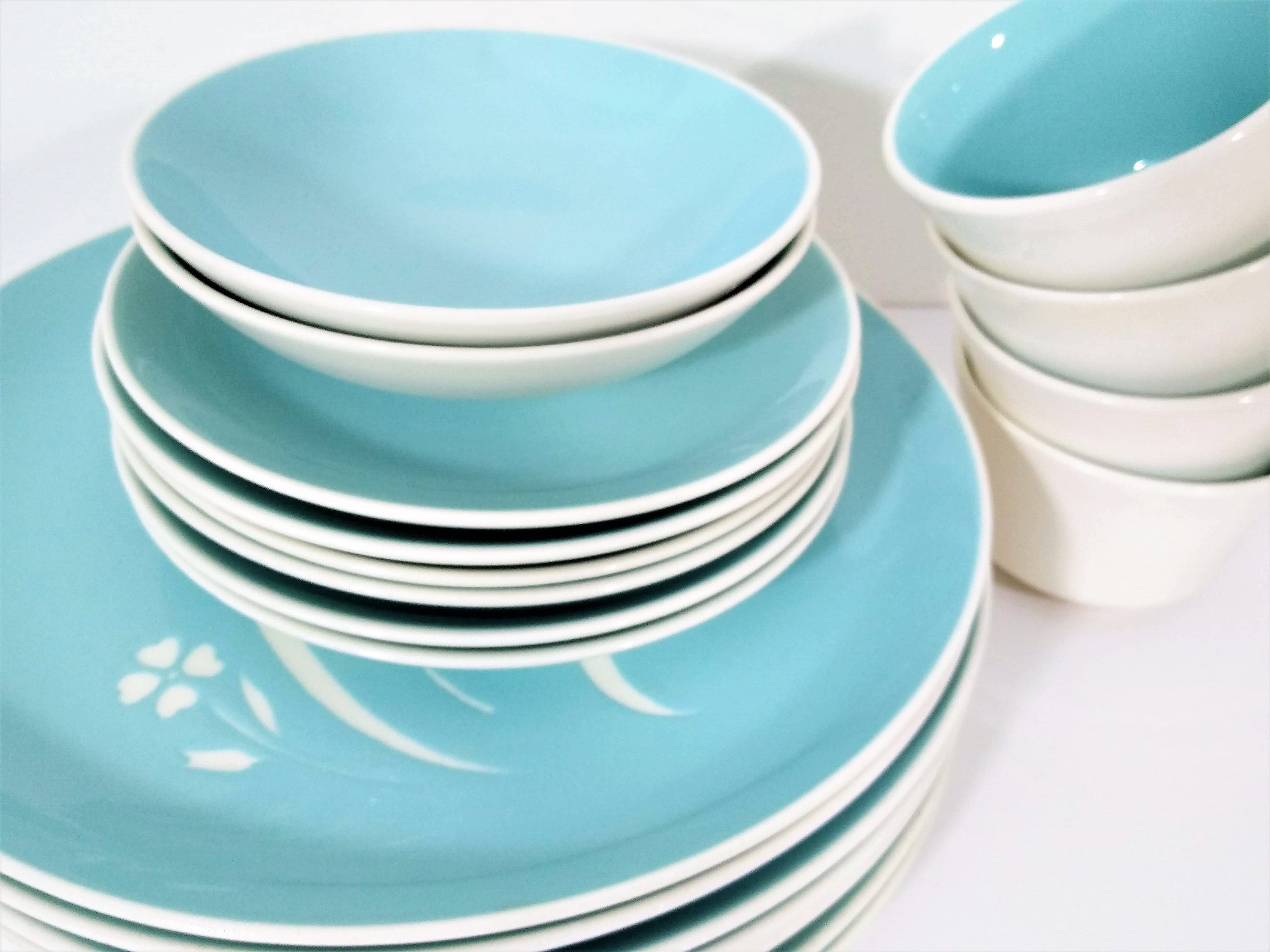 Springtime Dinnerware Harkerware Springtime Aqua Blue Dinnerware: Mid-century Modern Place ...