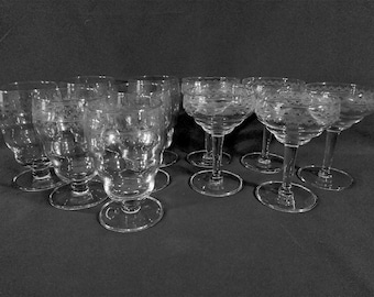 Vintage Etched Glass Stemware Sherbet Glasses Parfait Glasses Clear Dessert Glasses Cocktail Glasses Stemmed Glassware Choice of Set