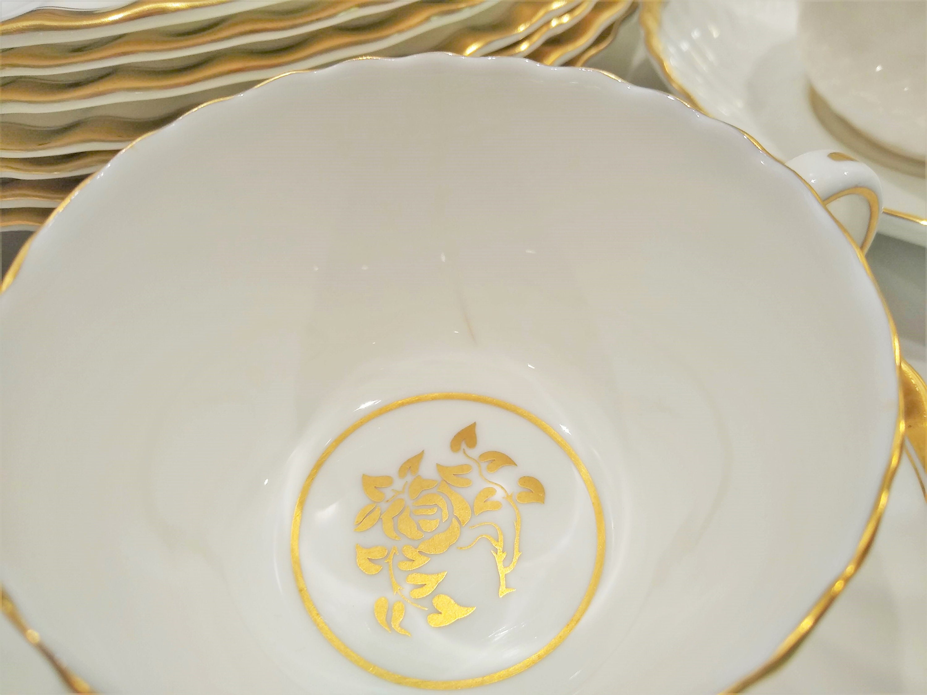 Minton Fine China Gold Rose Dinnerware From the 1950s. 5 and 4
