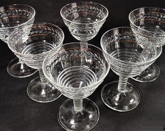 Vintage Federal Glass Laurel Pattern 145R with Gold Trim Liquor Cocktail Glass, Set of 6