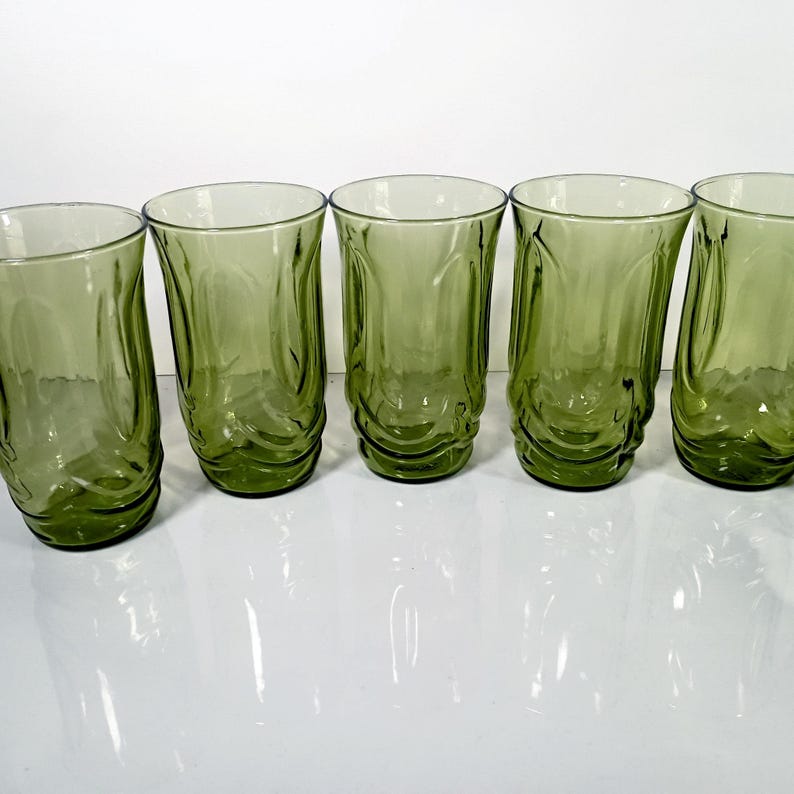 Set of 6 Vintage Anchor Hocking Colonial Tulip  Avodaco green tumblers. 5 1/4 inch tall glasses molded into the shape to represent tulip blossoms.