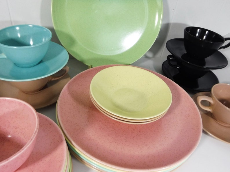 Mid Century Modern Monterey California Speckled Pastel Dinnerware 29 piece set