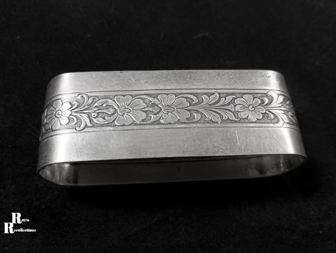 Towle Sterling Silver Napkin Ring Oval Engraved Floral Band T Lion