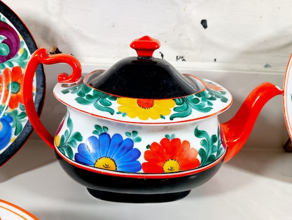 Phoenix China, Czechoslovakia, Moravian Art Hand-painted Flowers Phoenix China, Czechoslovakia, Moravian Art Hand-painted Flowers
