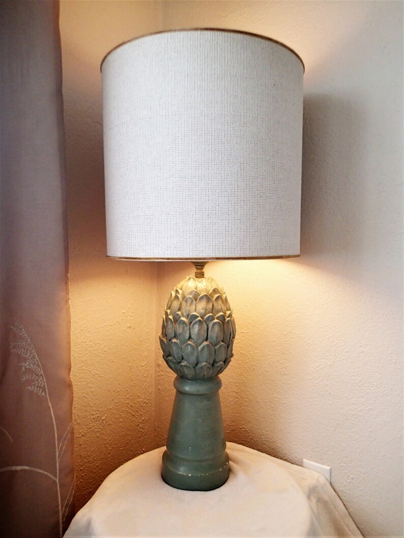 Hollywood Regency Green Artichoke Table Lamp