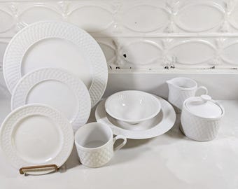 Vintage Oneida White Wicker Dinnerware place settings and sets sold  separately