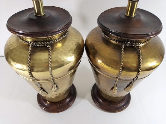 Mid Century Frederick Cooper Hammered Brass Urn Table Lamps Mid Century Frederick Cooper Hammered Brass Urn Table Lamps