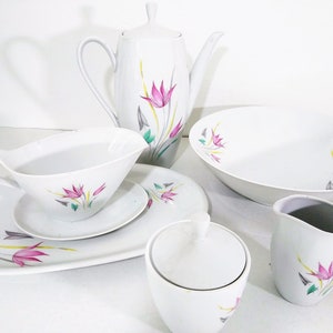 Mid Century Winterling Marktleuthen Bavaria WIG1514 Stylized Pink Arrowroot Flowers, green and gray leaves, yellow and gray grass dinnerware set. 37 piece dinnerware set serving pieces