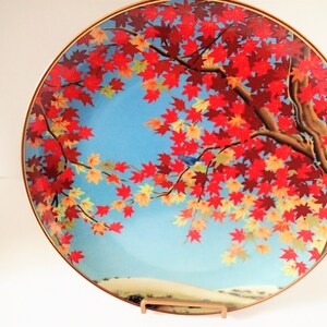 Nuthatch Bird Decorator plate Franklin Mint Flowers and Birds of the Orient, Hondo Nuthatch and Maple Tree