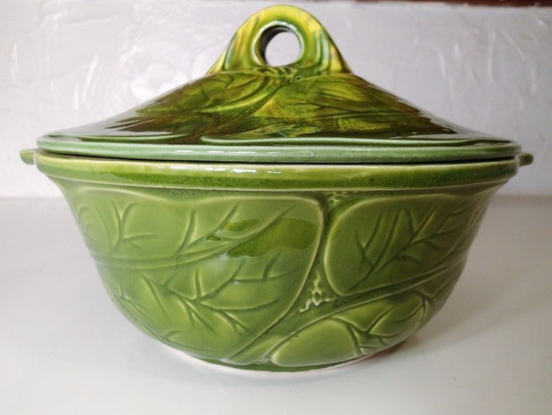 Covered casserole California Original Pottery serving bowl Tureen 899