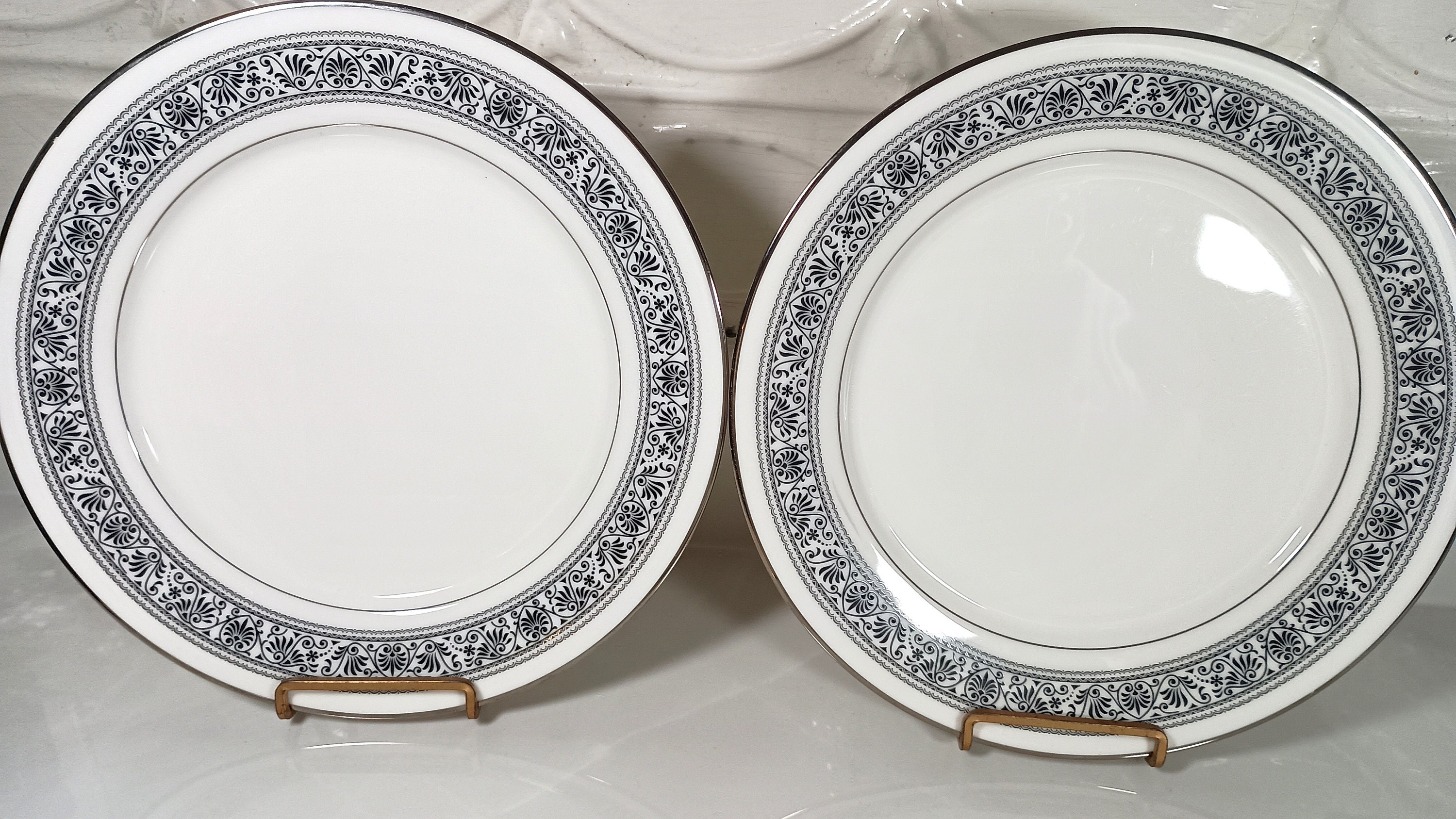 Mid‑century Noritake Ivory Prelude 7570 – Platinum Scroll Platinum