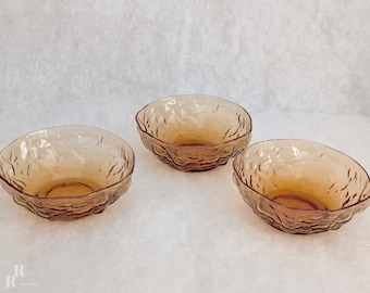 Seneca Driftwood Amber Glass Dessert Bowls 5 1/4 Inch Set of Three