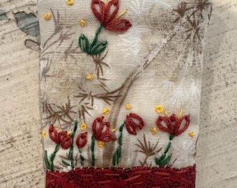 Small flower garden pin brooch