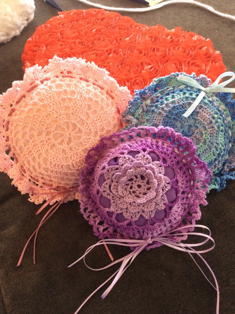 Hand crocheted sachets with essential oils image 8