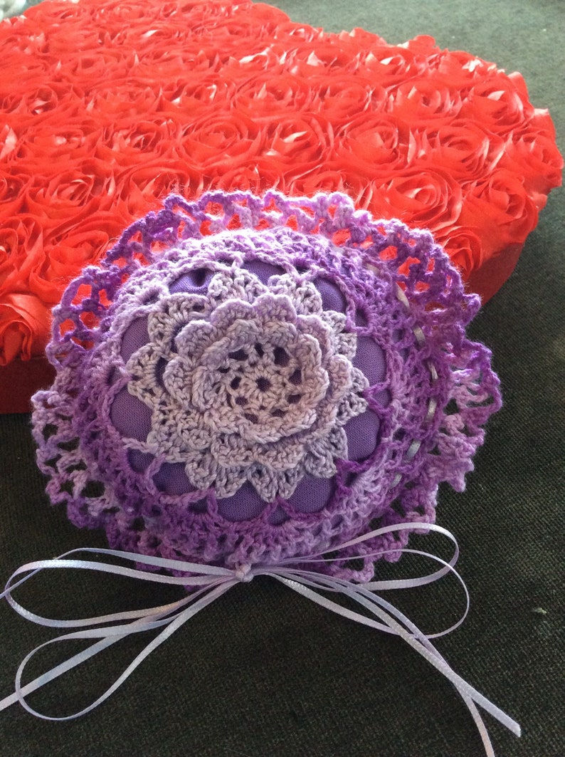 Hand crocheted sachets with essential oils image 5