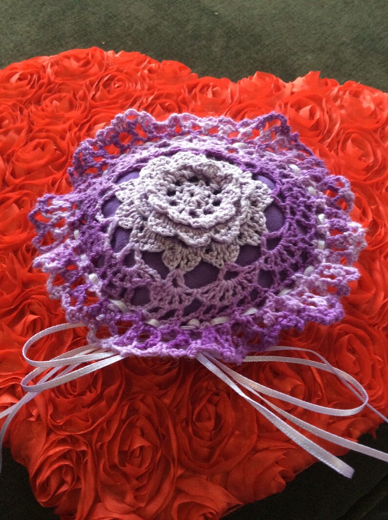 Hand crocheted sachets with essential oils image 2