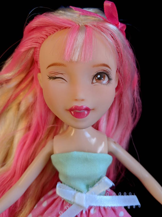 valentines day bratz doll