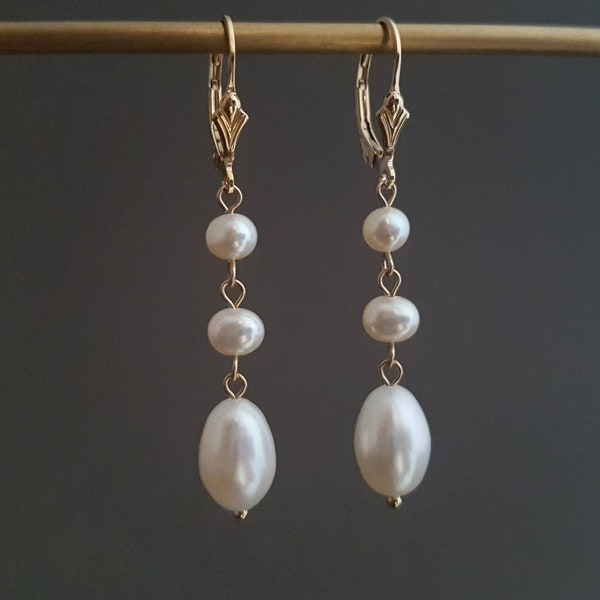 Boucle d'oreille mariage,  bijoux mariée perles de culture , boucle d'oreille perle pendante, boucles d'oreilles longues perles blanches