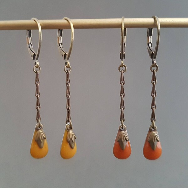 Boucles d'oreilles pendantes jaune moutarde, boucles d'oreilles goutte terracotta en laiton, boucles d'oreilles anciennes, cadeau pour femme