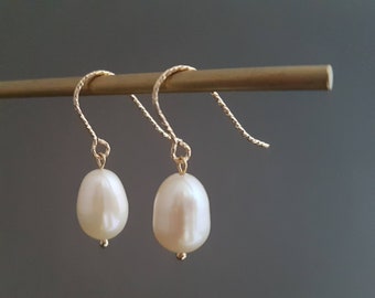 Pearl drop gold filled wedding earrings, bridesmaid gift, freshwater pearl minimalist jewellery for her