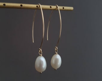 Dangling pearl earring, cultured pearl wedding earrings, large white pearl gold earring, gift for woman