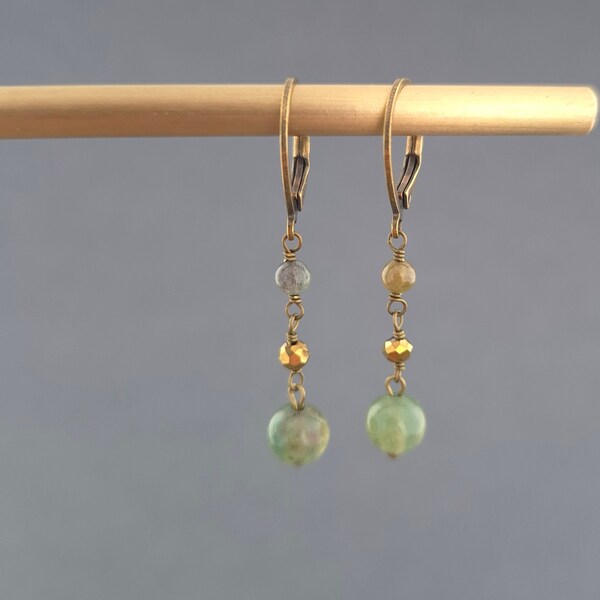 Boucles d'oreilles pendantes agate verte,  boucles d'oreilles pierres naturelles kaki , bijou boheme, cadeau pour maman