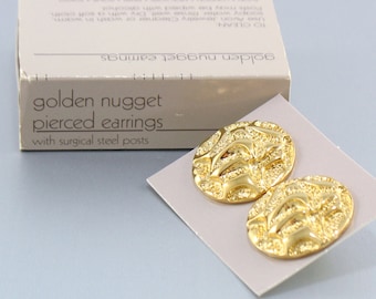 Vintage 1985 AVON 'Golden Nugget' Pierced Earrings with Original Box. Goldtone Button Earrings. Vintage Avon Earring. Vintage Avon Jewelry