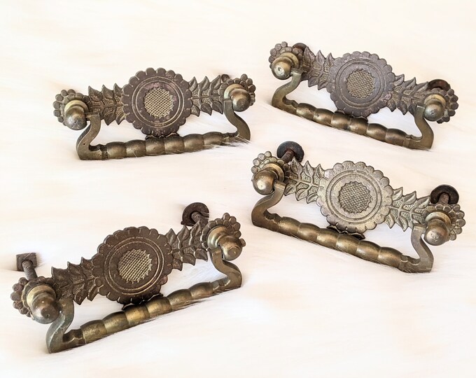 Set of 4 ORIGINAL Antique Brass Eastlake Drawer Pulls Leaf Pattern