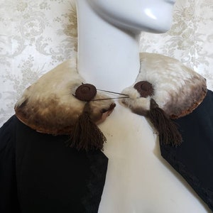 Victorian Feathered Collar
