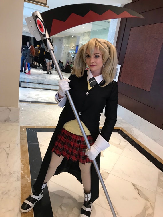 Maka's Scythe Soul Eater Just Under 6 Ft Tall cosplay 